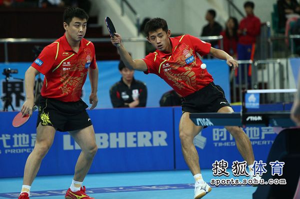 日本队完胜韩国队，王皓扛起全队