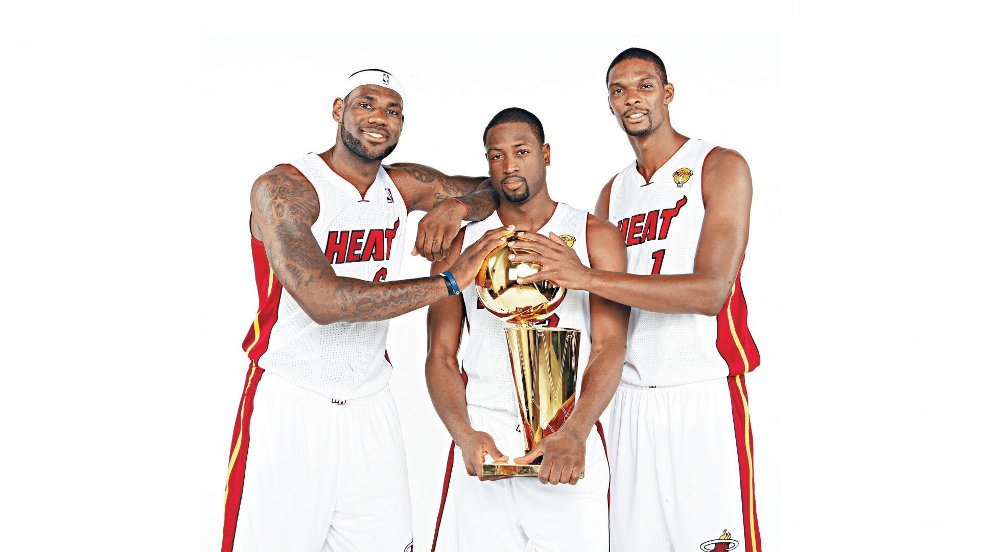 戈麦斯，那个在东京雨夜击碎澳大利亚足球心脏的男人